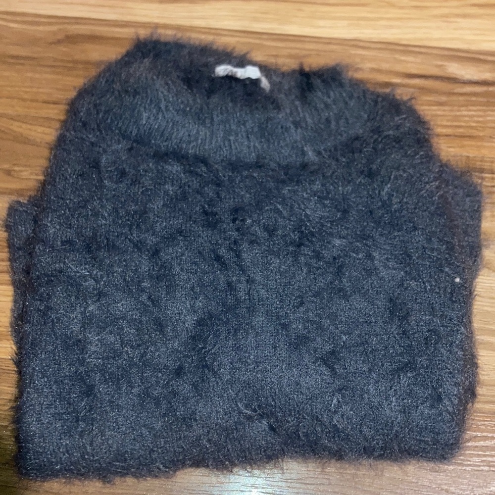 H&M grey sweater